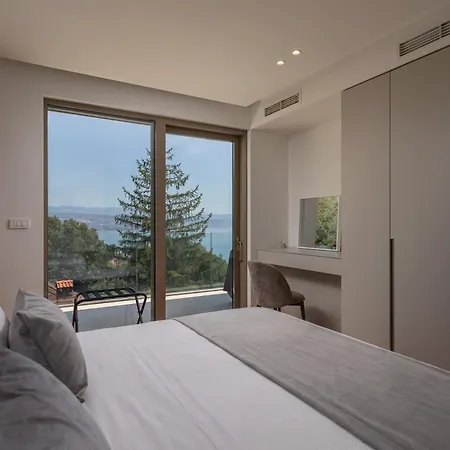 Skyview Luxury Penthouse A7 아파트 *