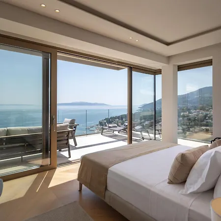 Skyview Luxury Penthouse A7 *