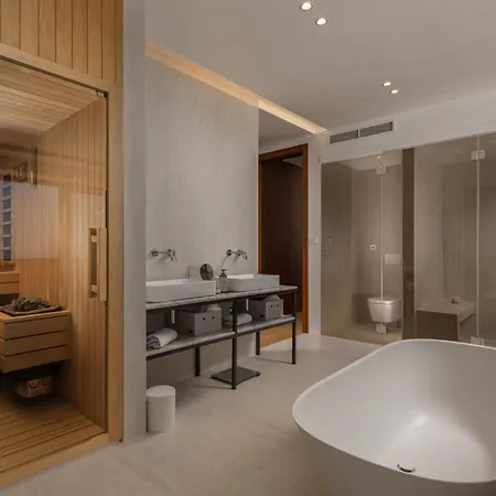 Skyview Luxury Penthouse A7 아파트